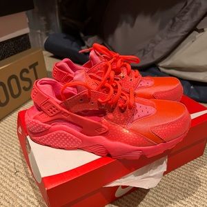 COPY - Size 8.5 womens nike huarache worn once